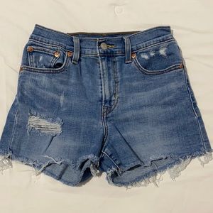 Levi Shorts